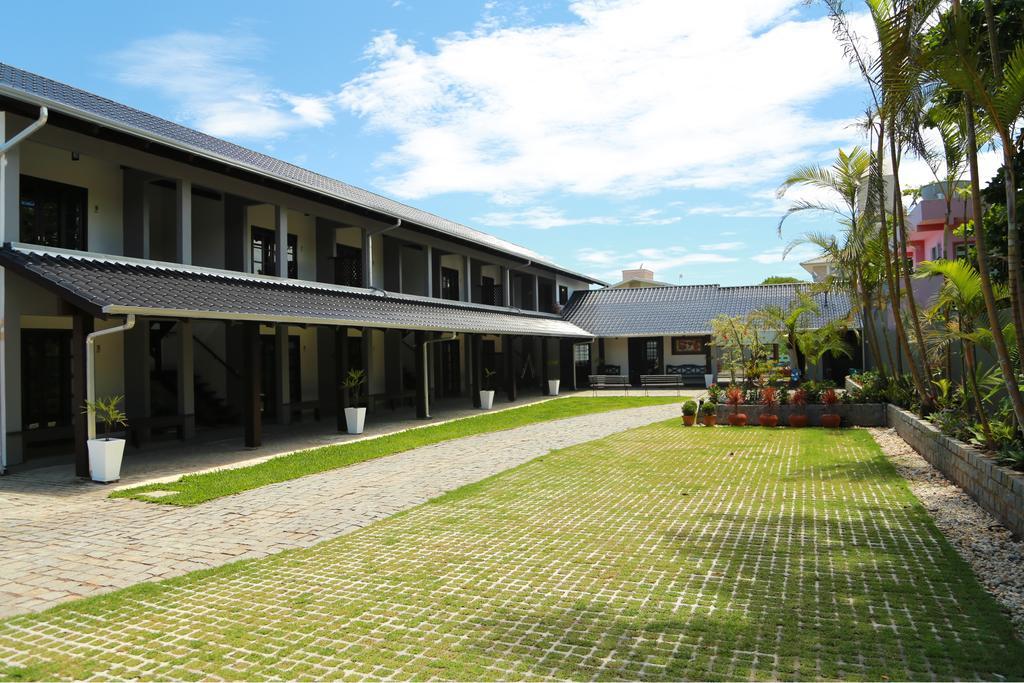 Ala Moana Pousada บอมบินญัส ภายนอก รูปภาพ